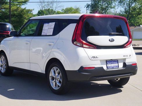 Used 2021 Kia Soul S FWD image 5