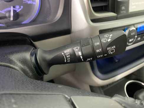 Certified 2019 Toyota Highlander Limited image 17