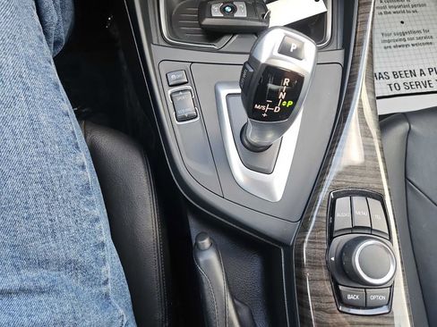 Used 2014 BMW 228i Coupe image 16