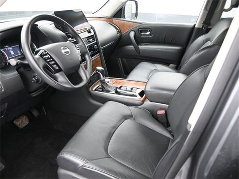 Used 2024 Nissan Armada SL image 9