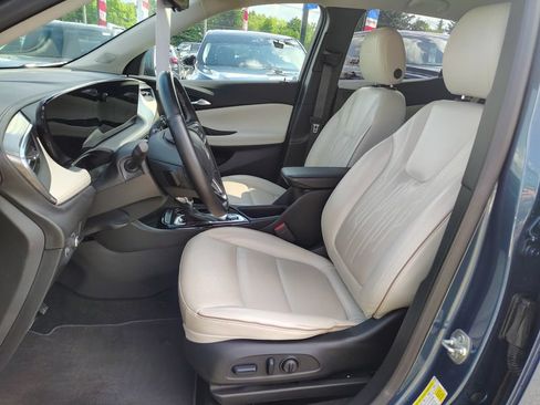 Certified 2024 Buick Encore GX Avenir w/ Avenir Technology Package AWD/4WD image 10