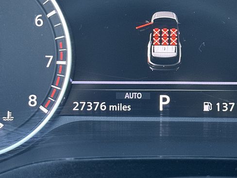 Used 2022 Nissan Pathfinder SL w/ Cargo Package image 32