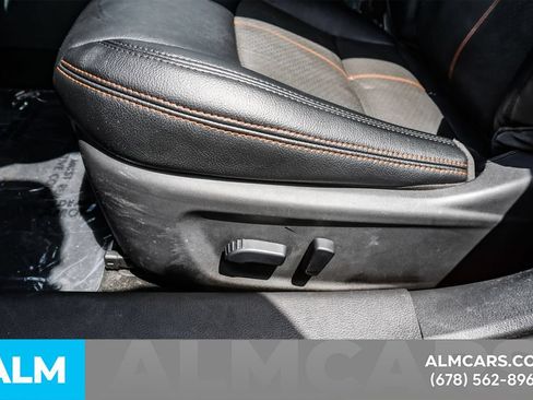Used 2019 Nissan Altima 2.5 SR FWD image 32