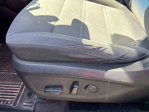 Used 2016 Kia Sorento LX w/ LX Convenience Package image 13