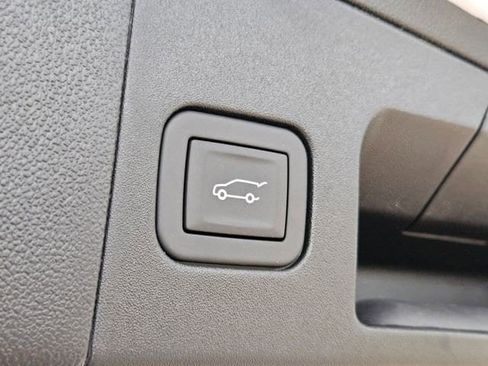 New 2025 Cadillac XT5 Premium Luxury image 31