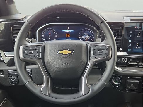 Used 2025 Chevrolet Silverado 1500 High Country AWD/4WD image 14