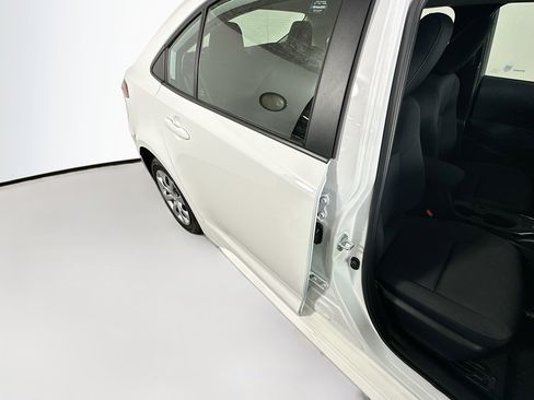 Used 2023 Toyota Corolla LE FWD image 27