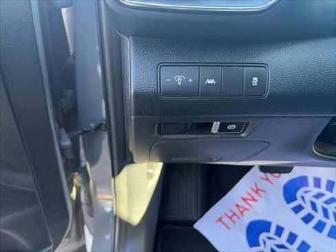 Used 2021 Hyundai Santa Fe SEL image 19