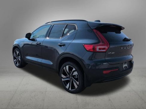 Used 2026 Volvo XC40 B5 Ultra w/ Protection Package Premier AWD/4WD image 4