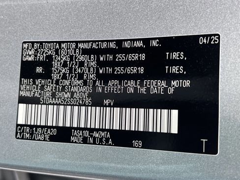 Used 2025 Toyota Grand Highlander FWD image 29