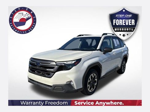 Used 2025 Subaru Forester Premium AWD/4WD image 1