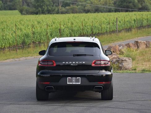 Used 2017 Porsche Macan AWD/4WD image 13