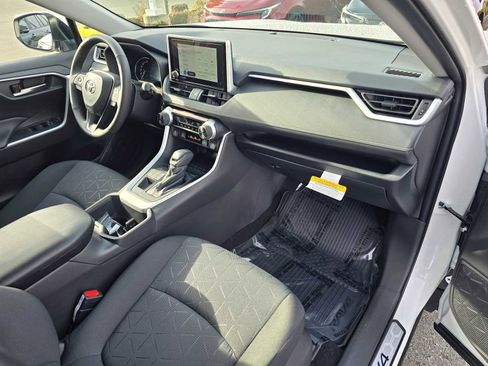 New 2025 Toyota RAV4 XLE image 12