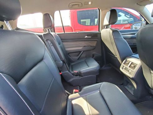 Used 2022 Volkswagen Atlas SE FWD image 6