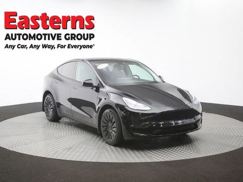 Used 2022 Tesla Model Y Long Range AWD/4WD image 44