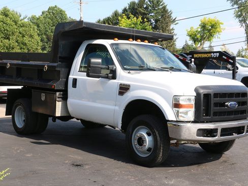 Used 2008 Ford F350 4x4 Regular Cab DRW Super Duty image 7