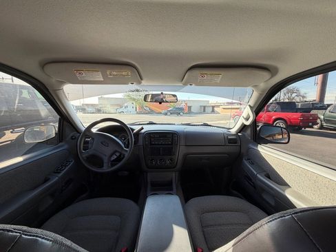Used 2004 Ford Explorer XLS image 10