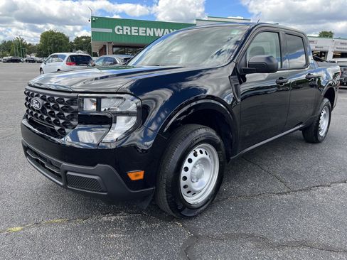 New 2025 Ford Maverick XL w/ Equipment Group 102A image 11