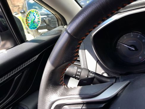 Used 2019 Subaru Crosstrek 2.0i Premium AWD/4WD image 19