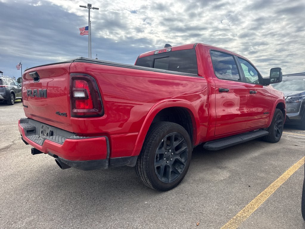Used 2025 RAM 1500 Laramie w/ Night Edition AWD/4WD image 4