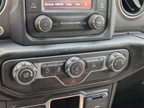 Certified 2021 Jeep Wrangler Sport image 28