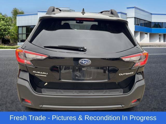 Certified 2025 Subaru Outback Premium w/ Popular Package #1A AWD/4WD image 5
