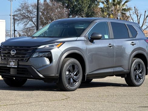 New 2026 Nissan Rogue SV FWD image 10