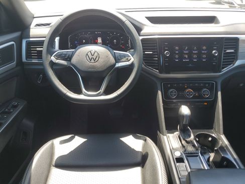 Used 2023 Volkswagen Atlas Cross Sport SE FWD image 22