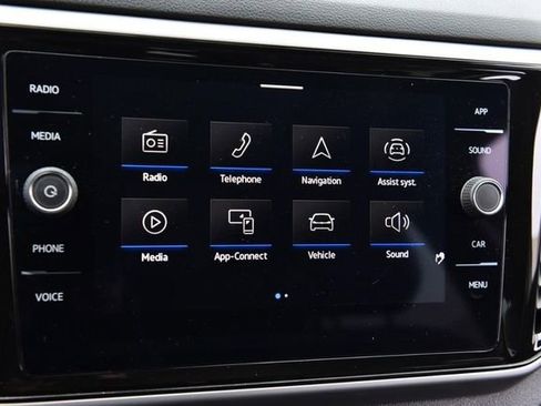 Certified 2023 Volkswagen Atlas SE w/ Panoramic Sunroof Package AWD/4WD image 14
