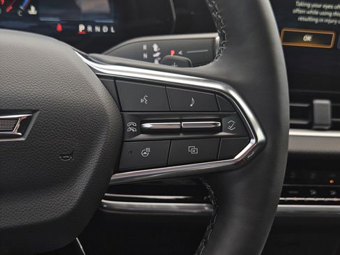 New 2026 Chevrolet Equinox LT w/ Midnight Edition FWD image 12