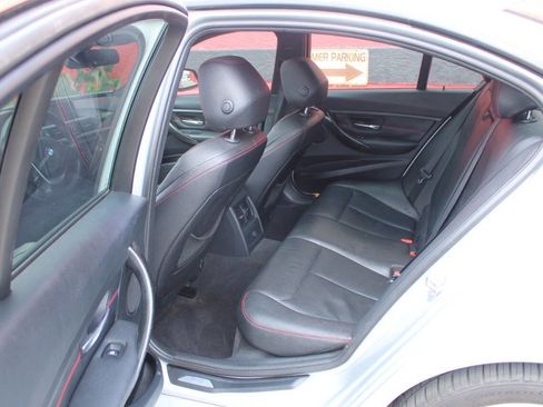 Used 2013 BMW 335i Sedan RWD image 12