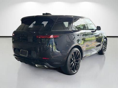 New 2026 Land Rover Range Rover Sport Dynamic SE AWD/4WD image 5
