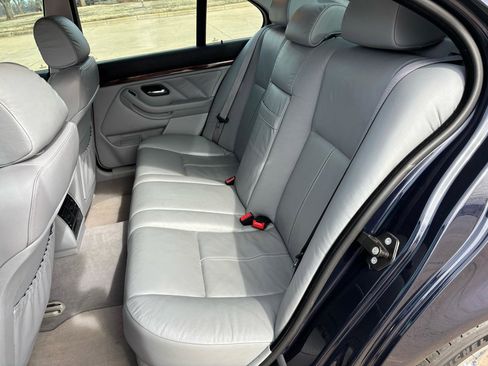 Used 2001 BMW 540i Sedan image 11