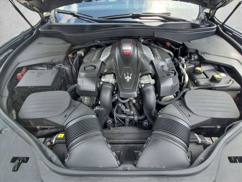 Used 2019 Maserati Levante GTS AWD/4WD image 24