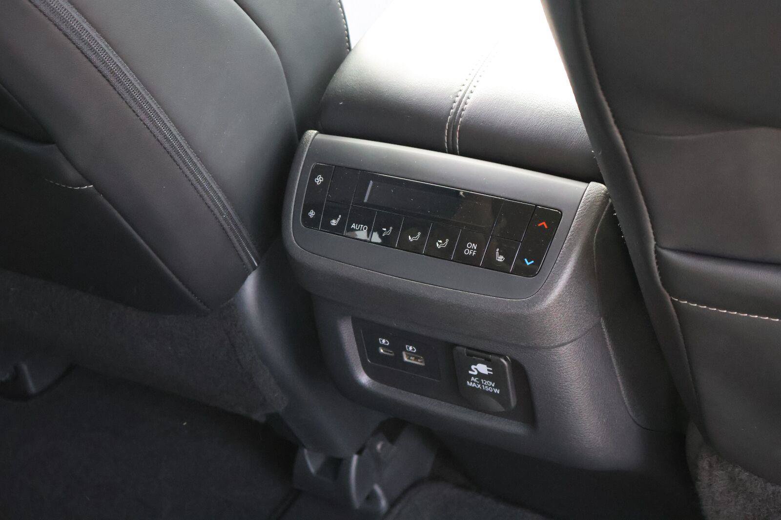 Used 2025 Nissan Pathfinder Platinum w/ Cargo Package FWD image 20