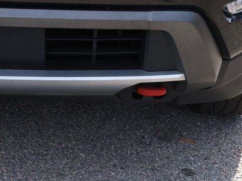 Used 2023 Nissan Frontier Pro-X w/ Technology Package image 17