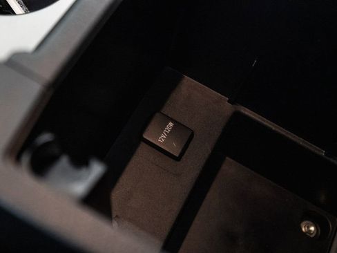 Certified 2024 Toyota 4Runner SR5 image 32