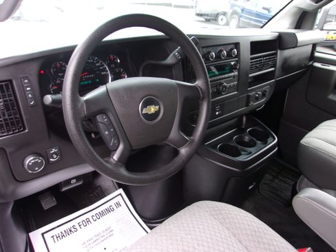 Used 2016 Chevrolet Express 3500 LT w/ LT Preferred Equipment Group image 14
