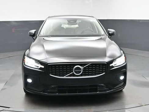 Used 2023 Volvo S60 B5 Ultimate w/ Protection Package Premier FWD image 3