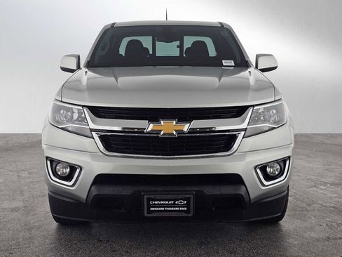 Used 2017 Chevrolet Colorado LT w/ LT Convenience Package image 8