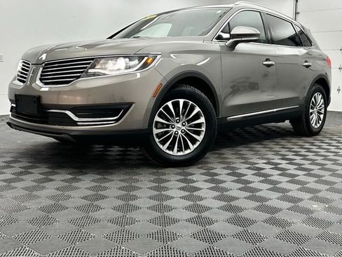 Used 2016 Lincoln MKX Select w/ Select Plus Package image 20