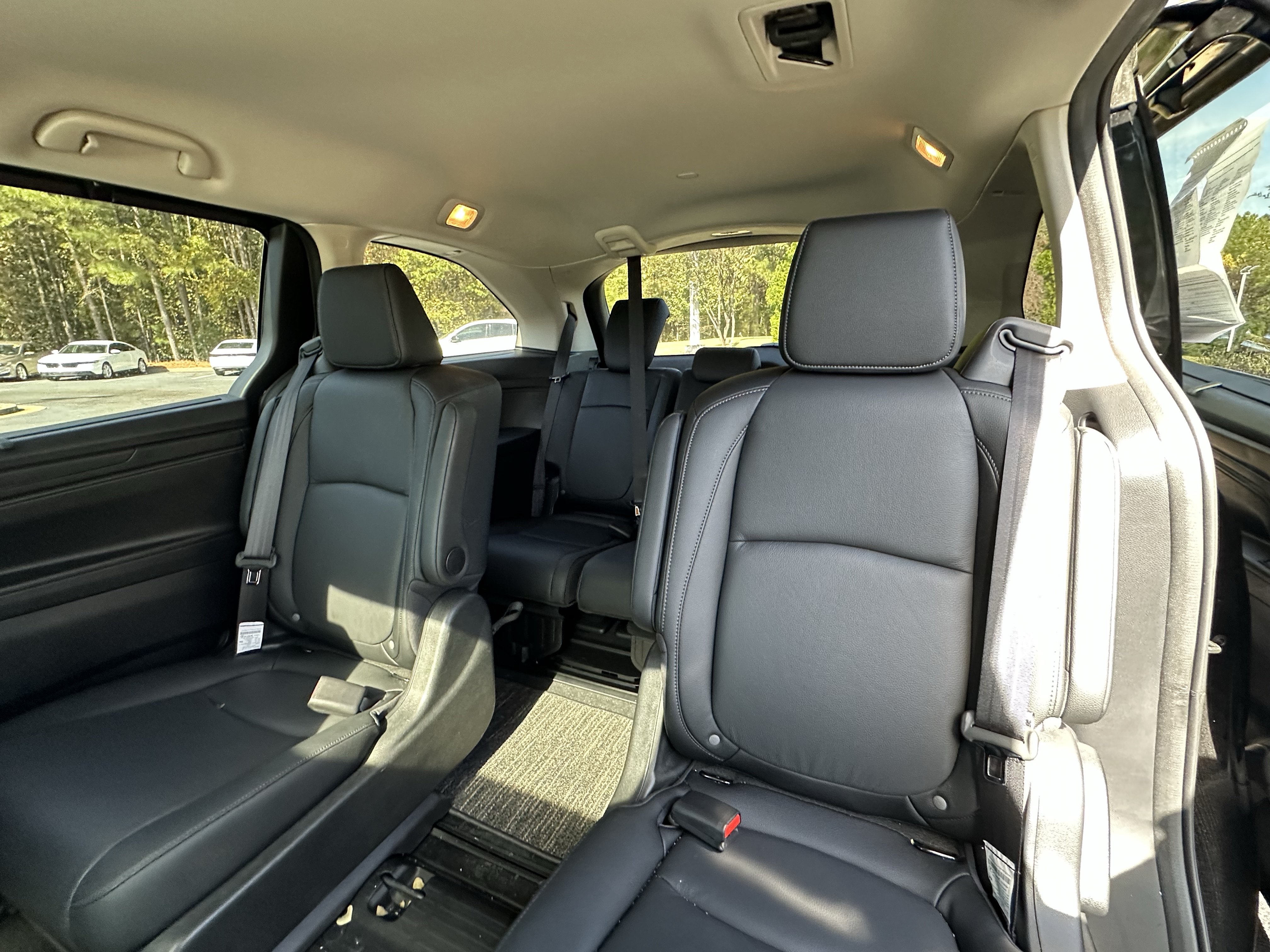 Used 2026 Honda Odyssey EX-L image 7