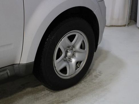 Used 2010 Ford Escape Limited image 25