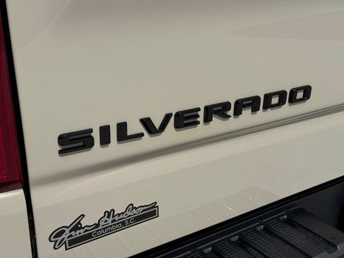 Used 2026 Chevrolet Silverado 1500 Custom w/ Turbomax Blackout Package RWD image 13