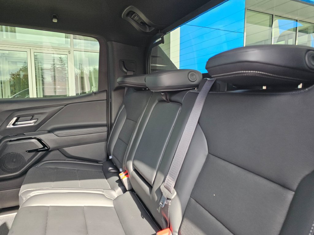 Used 2026 Chevrolet Silverado EV LT AWD/4WD image 21