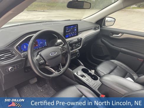 Used 2022 Ford Escape SEL w/ Technology Package image 17