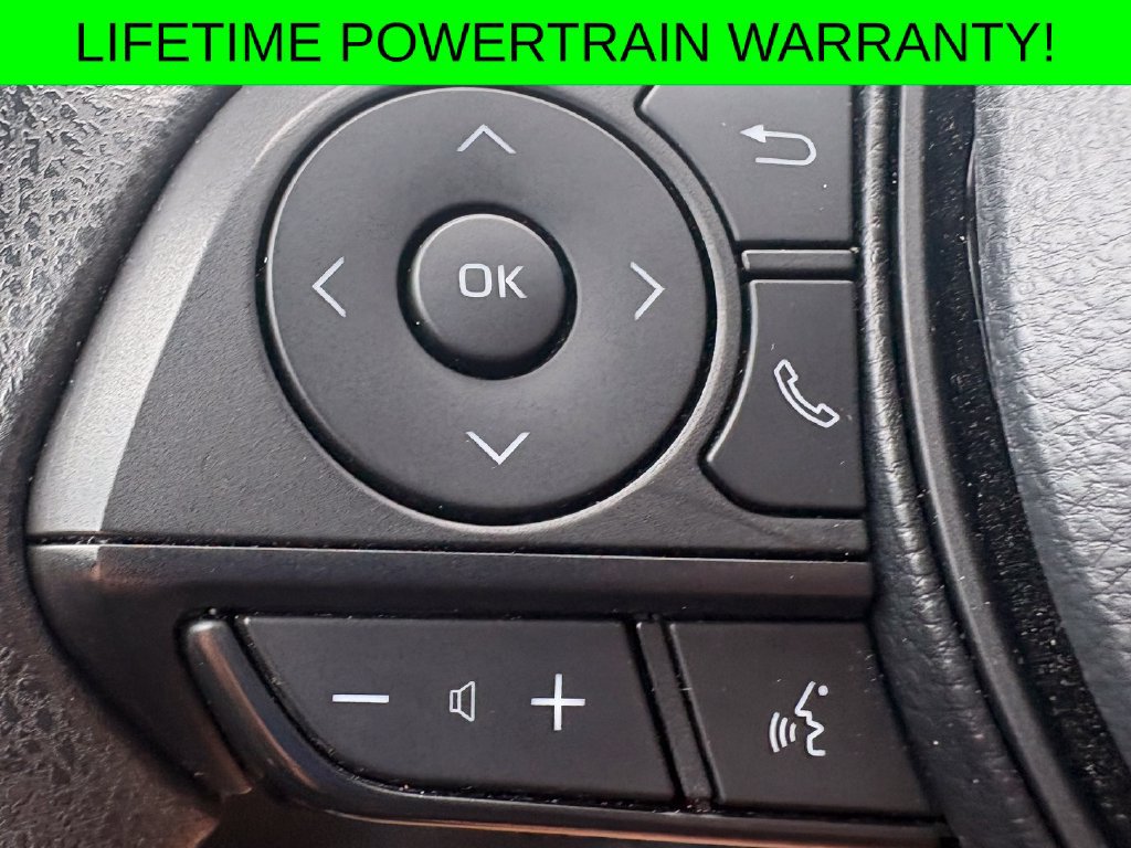 Used 2024 Toyota RAV4 XLE AWD/4WD image 6