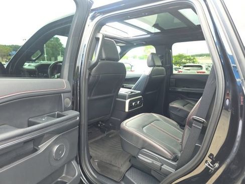 Used 2023 Ford Expedition Limited AWD/4WD image 27