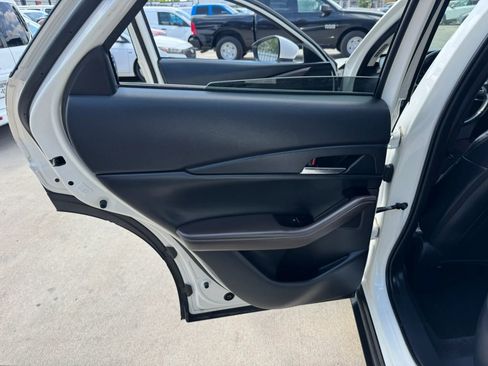 Used 2021 MAZDA CX-30 FWD 2.5 S w/ Premium Package image 28