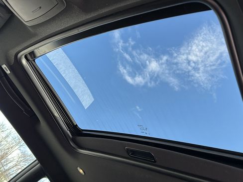 Used 2018 Dodge Challenger R/T Scat Pack w/ Dynamics Package image 27